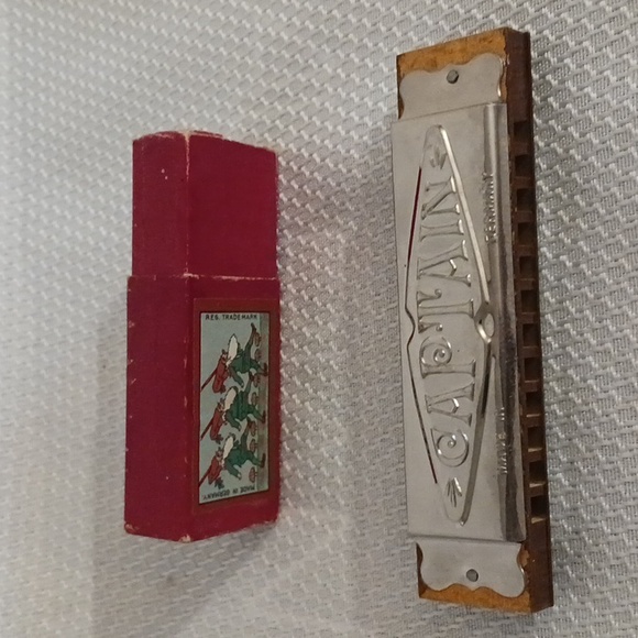 Vintage set of Harmonicas and course book - Picture 10 of 10